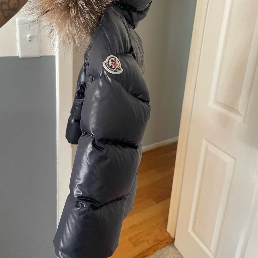 Jacket with double stitch